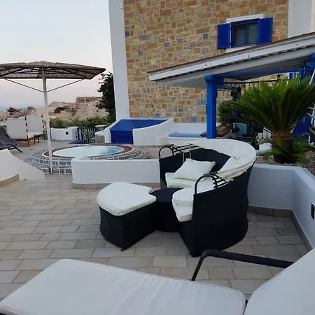 Sophid Village Ardani Vakantiehuis *