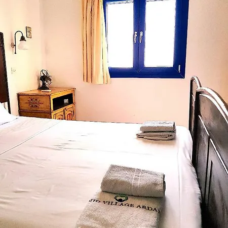 Vakantiehuis Sophid Village Ardani *